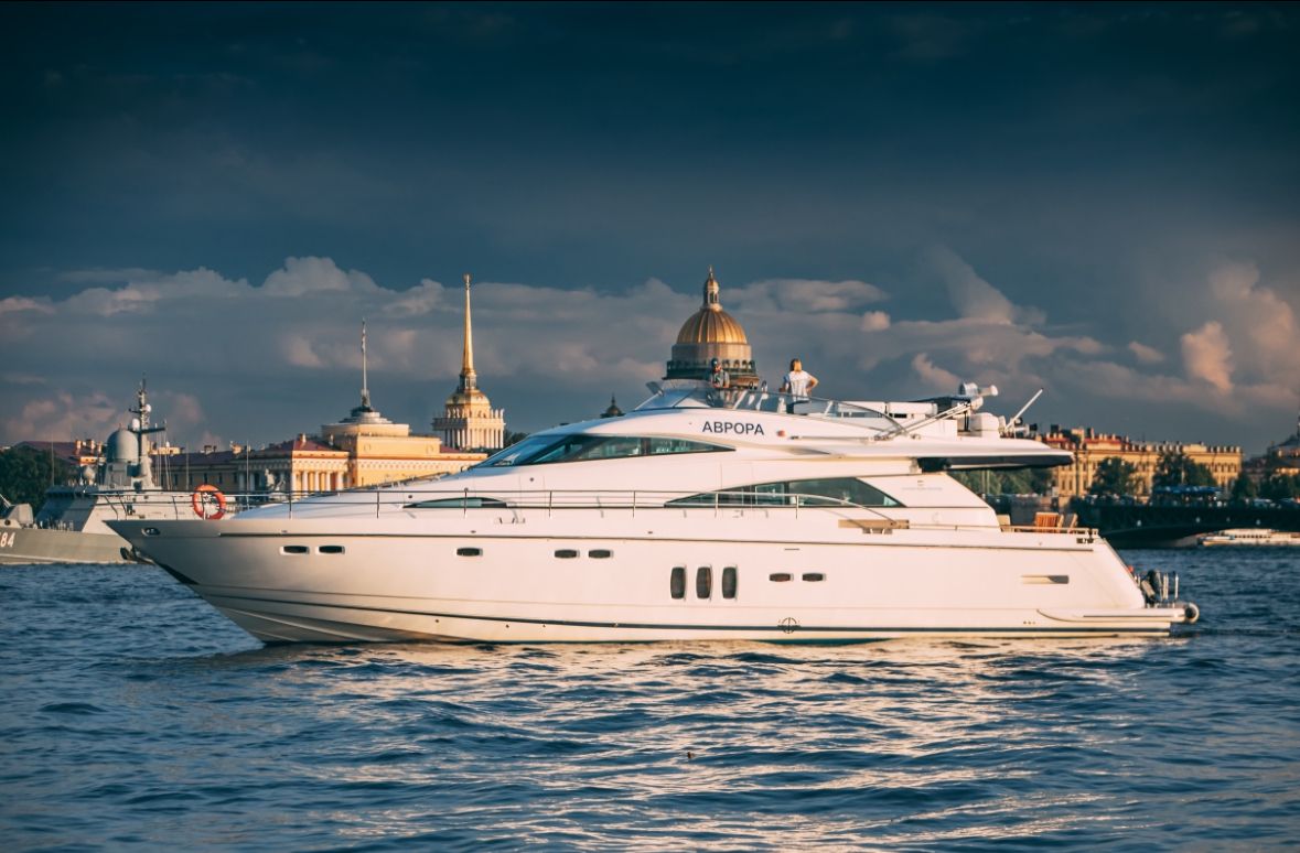 Аврора Яхта (Avrora Yacht)